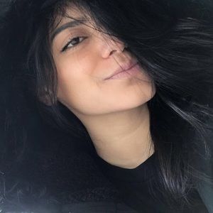 Meet your Posher, Zeynep ella